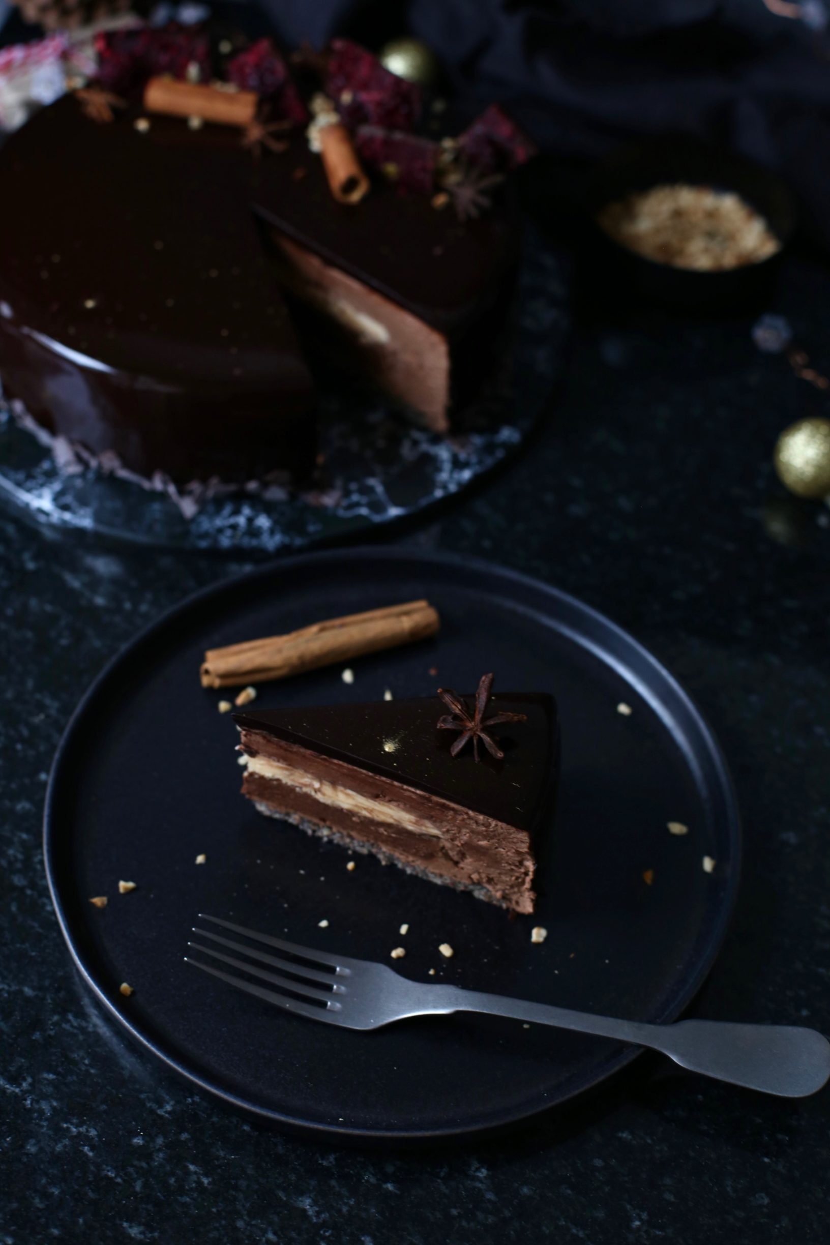 Medena torta, torte i kolači, uvijek gladna, Mateja Krvarić, creme brule vanilija, medeni ganache, biskvit od maka, mousse od čokolade, kakao mirror glazura